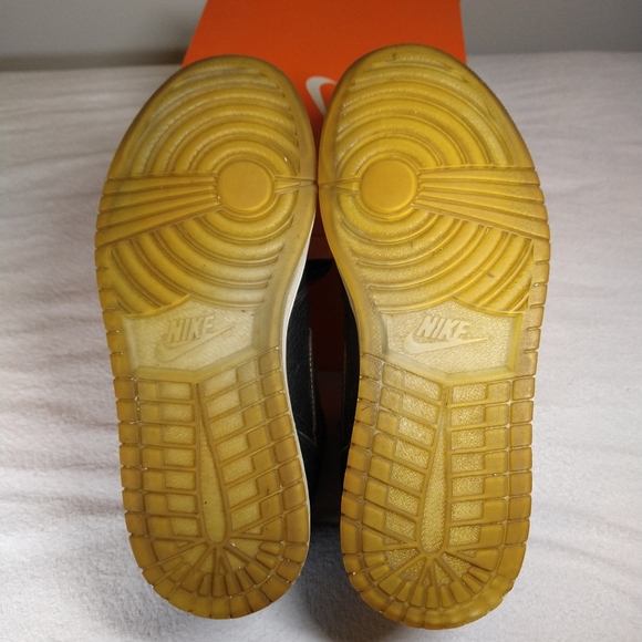 !SOLD!       Jordan 1 Retro High City of Flight - Picture 8 of 8